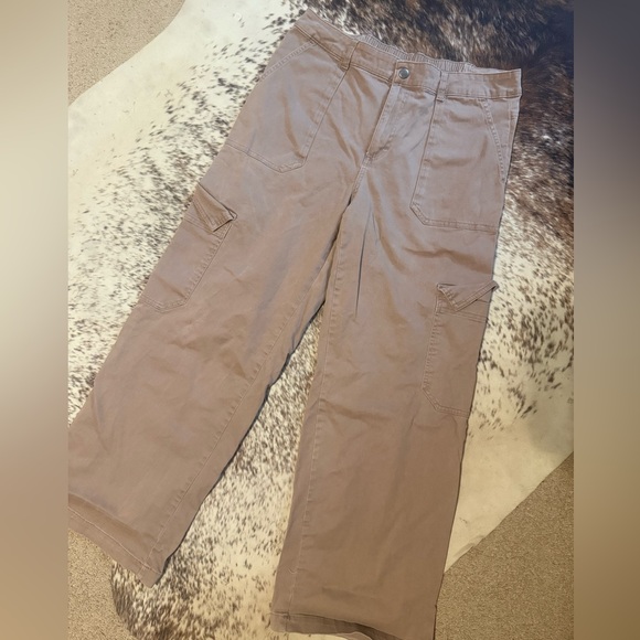Wild Fable Cargo Pants - Picture 1 of 1